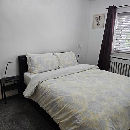 Entire Rental, Easy Reach To Etihad Stadium Manchester Exteriér fotografie