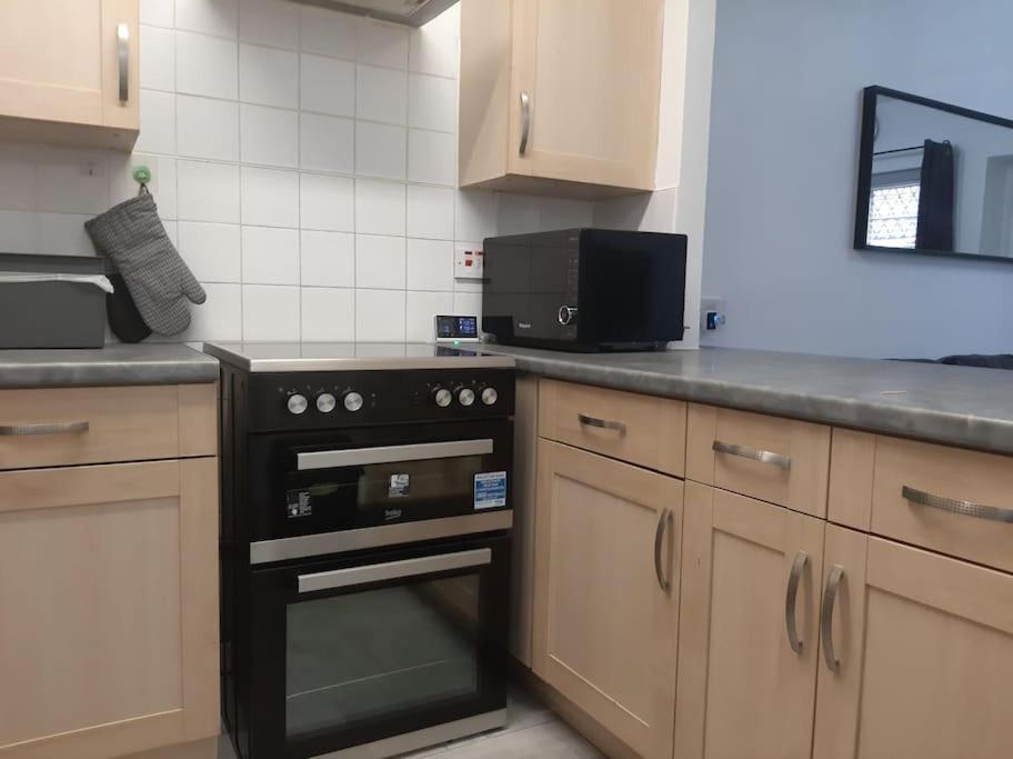 Entire Rental, Easy Reach To Etihad Stadium Manchester Exteriér fotografie