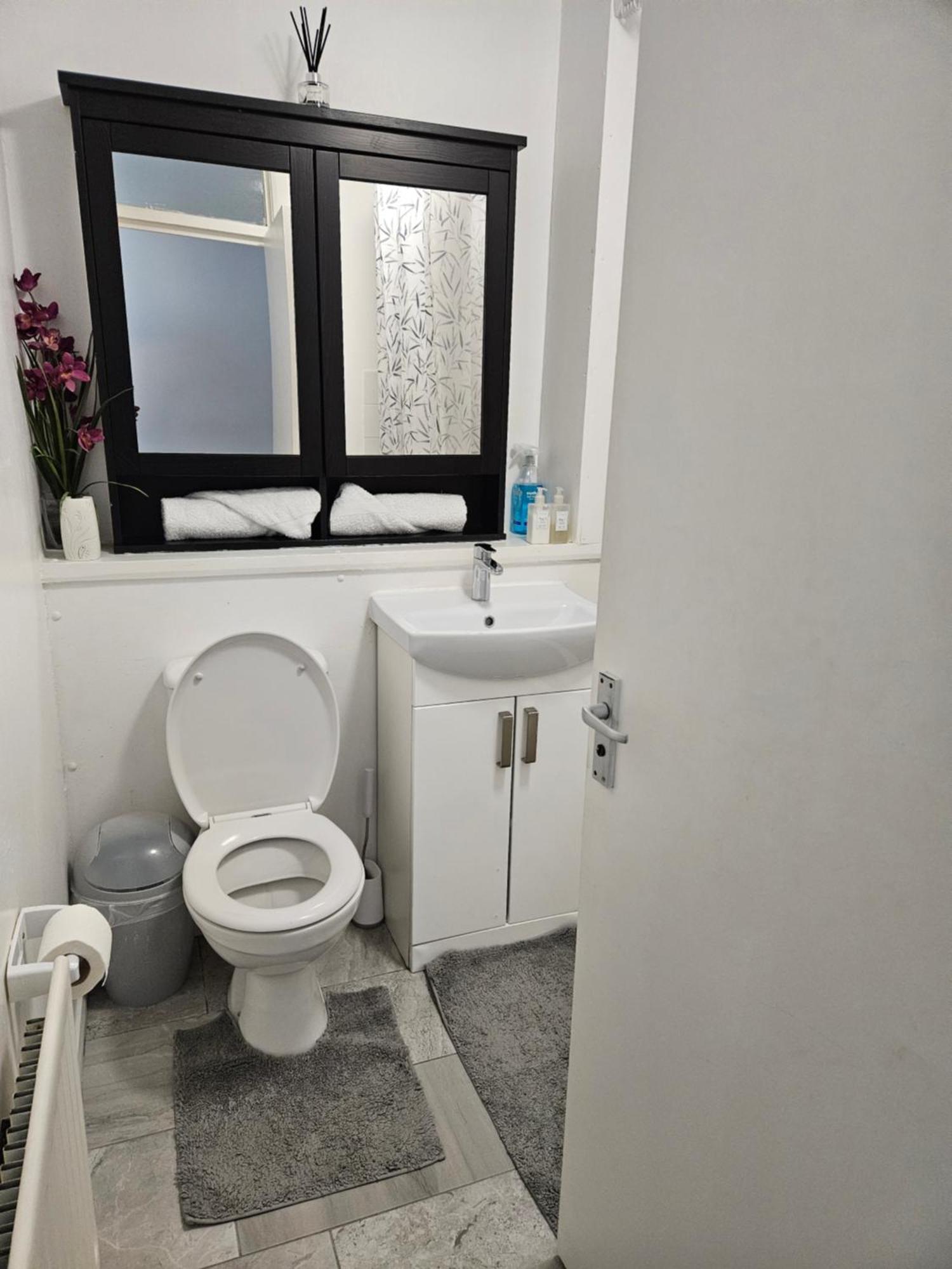 Entire Rental, Easy Reach To Etihad Stadium Manchester Exteriér fotografie